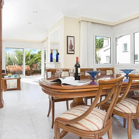 Albo Apartment